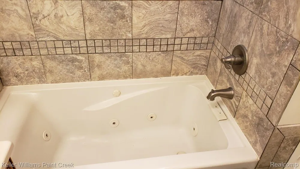 635 CUMBERLAND STREET Mt Clemens City, MI 48043