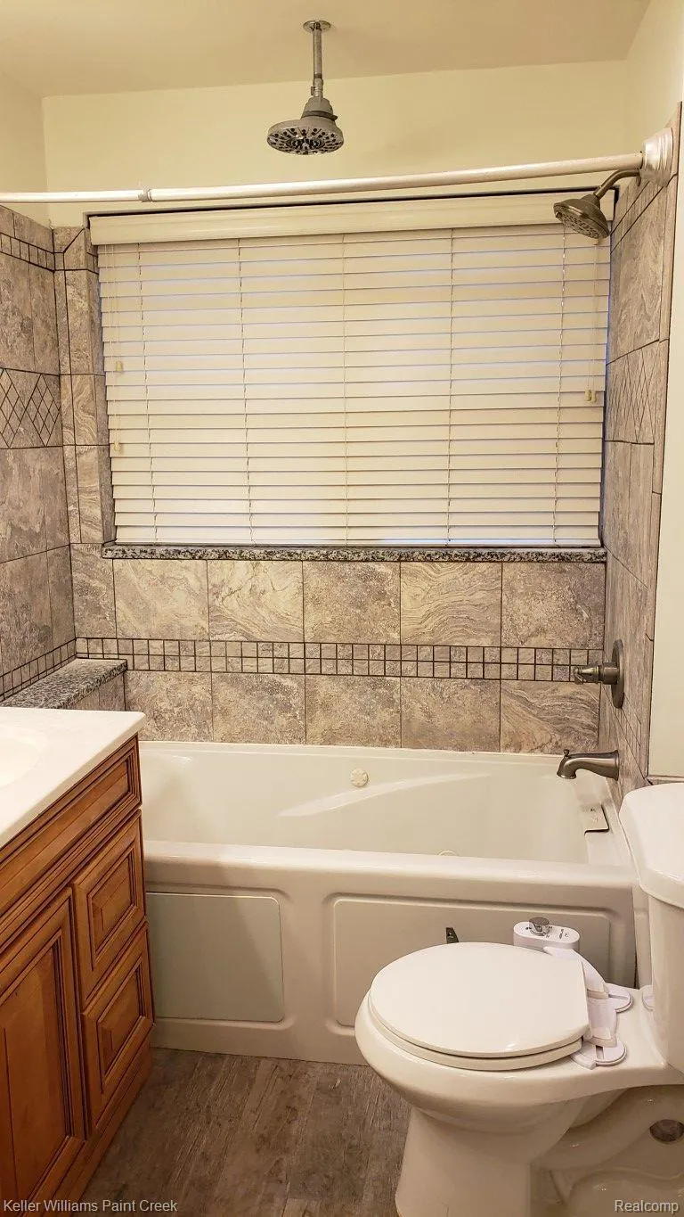 635 CUMBERLAND STREET Mt Clemens City, MI 48043