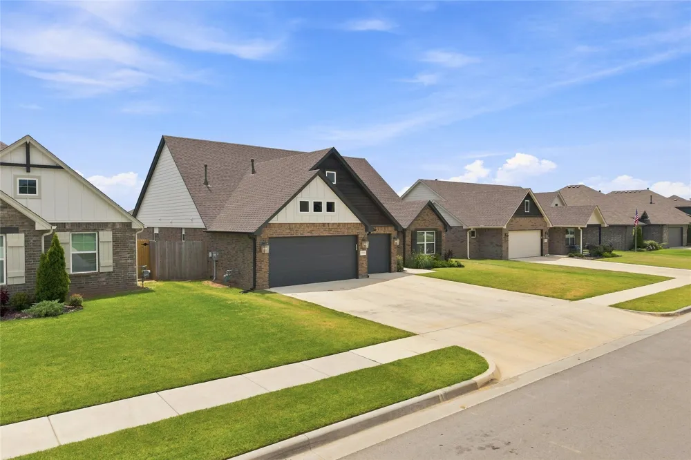 27900 E 107th Street S Coweta, OK 74429