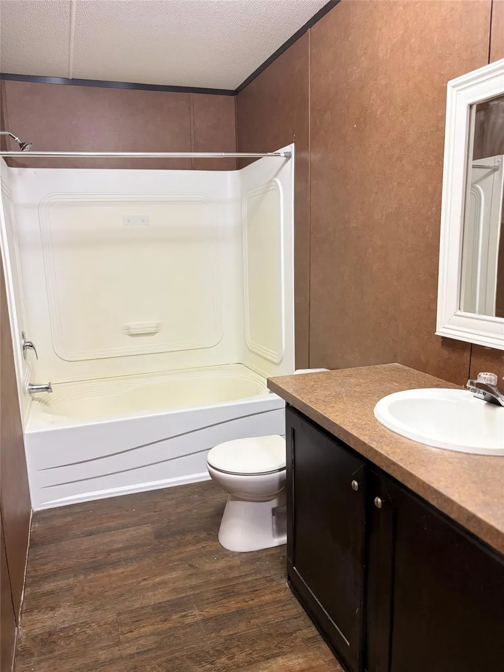 215 Live Oak Street Crosby, TX 77532
