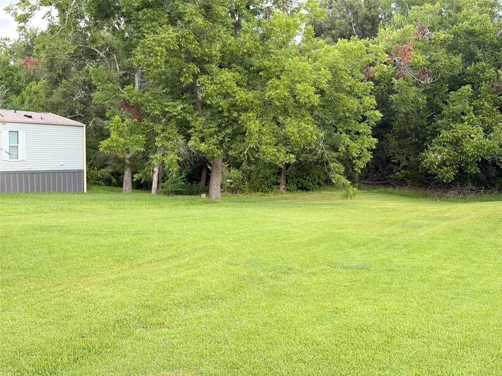 215 Live Oak Street Crosby, TX 77532