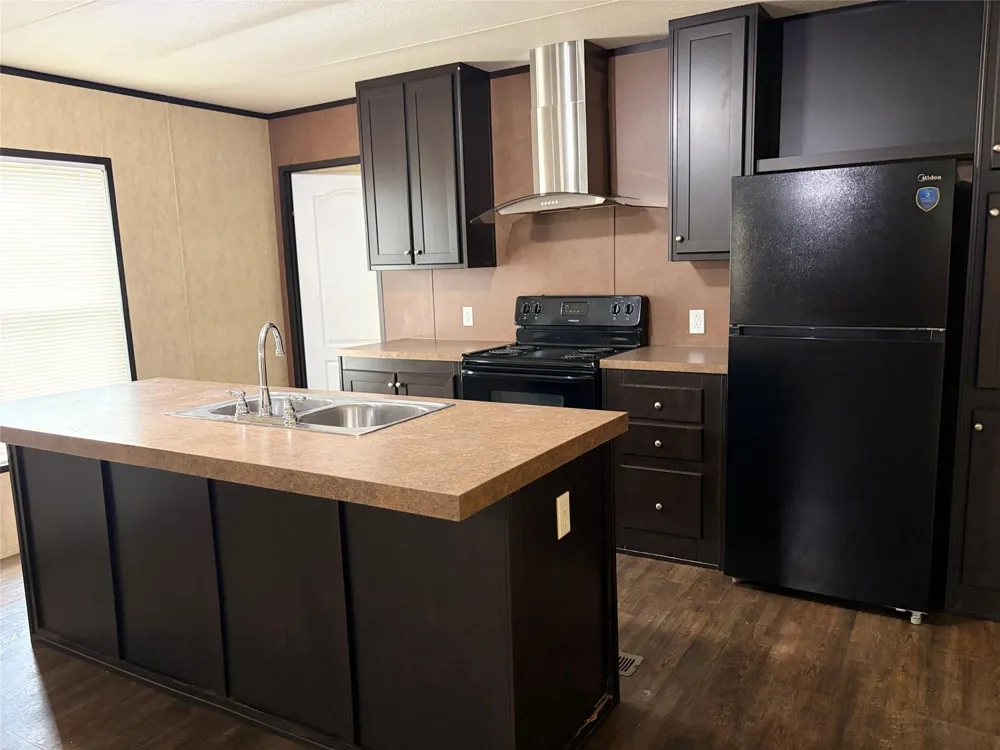 215 Live Oak Street Crosby, TX 77532