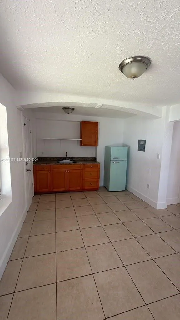 7305 NW 17th Ct #. Miami, FL 33147