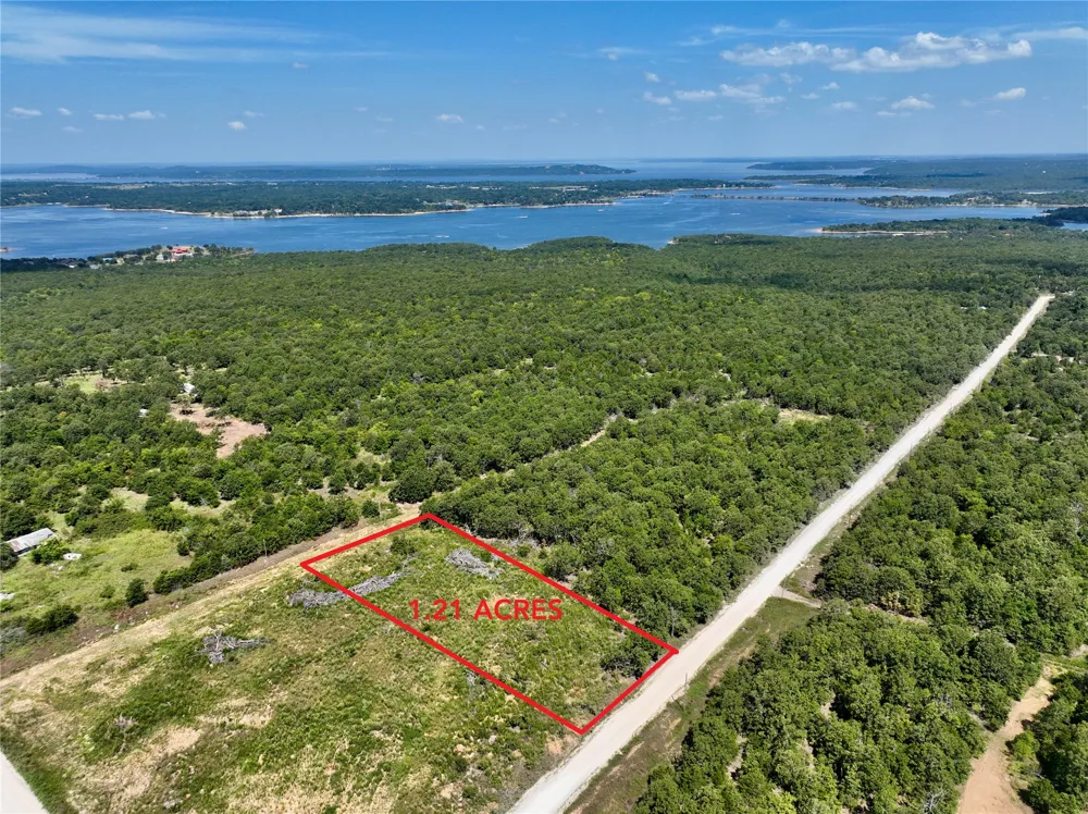 4230 ROAD Eufaula, OK 74432