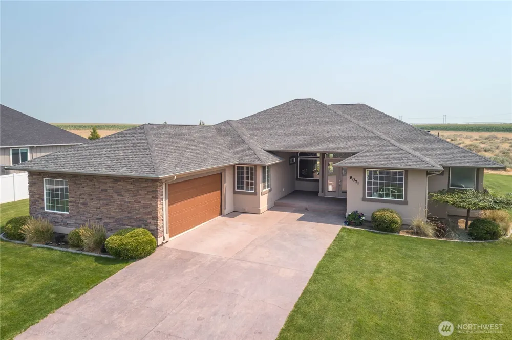 8071 Dune Lake Road SE Moses Lake, WA 98837