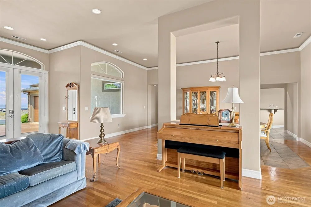 8071 Dune Lake Road SE Moses Lake, WA 98837