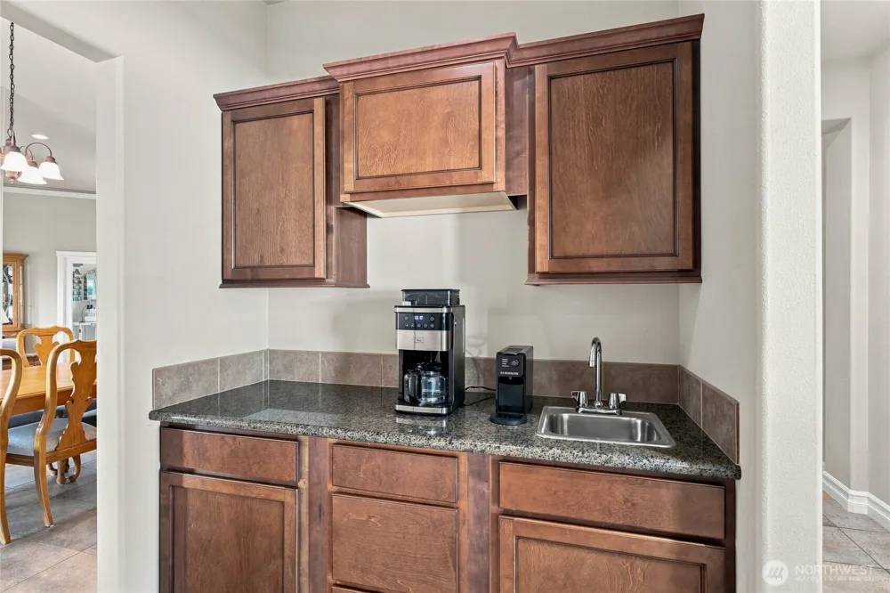 8071 Dune Lake Road SE Moses Lake, WA 98837