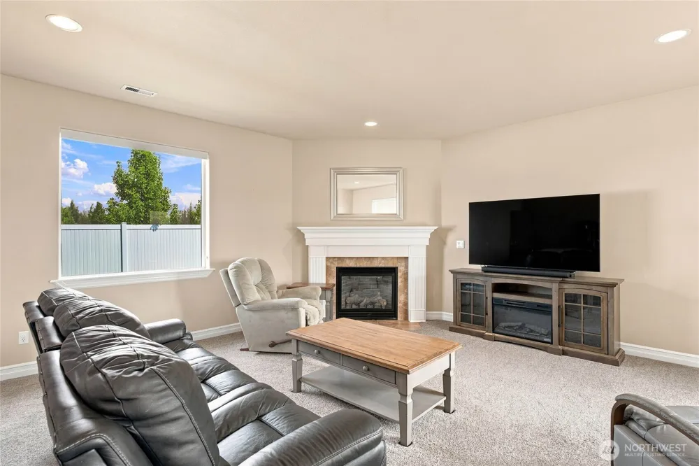 8071 Dune Lake Road SE Moses Lake, WA 98837