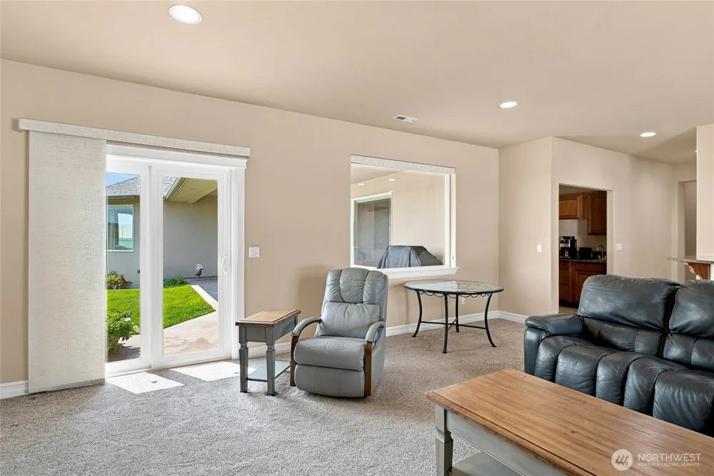 8071 Dune Lake Road SE Moses Lake, WA 98837
