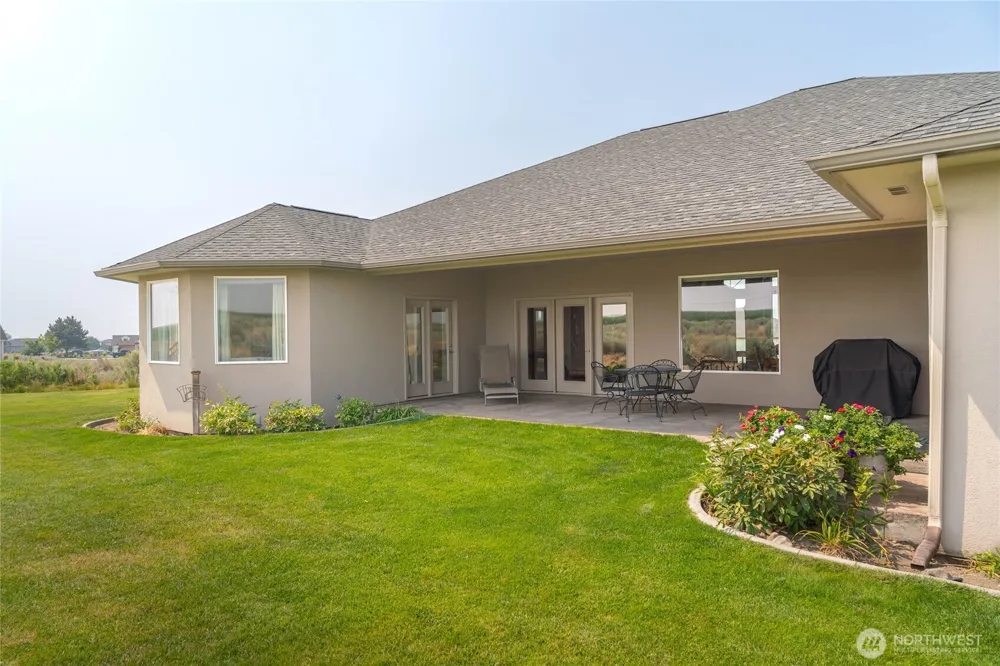 8071 Dune Lake Road SE Moses Lake, WA 98837