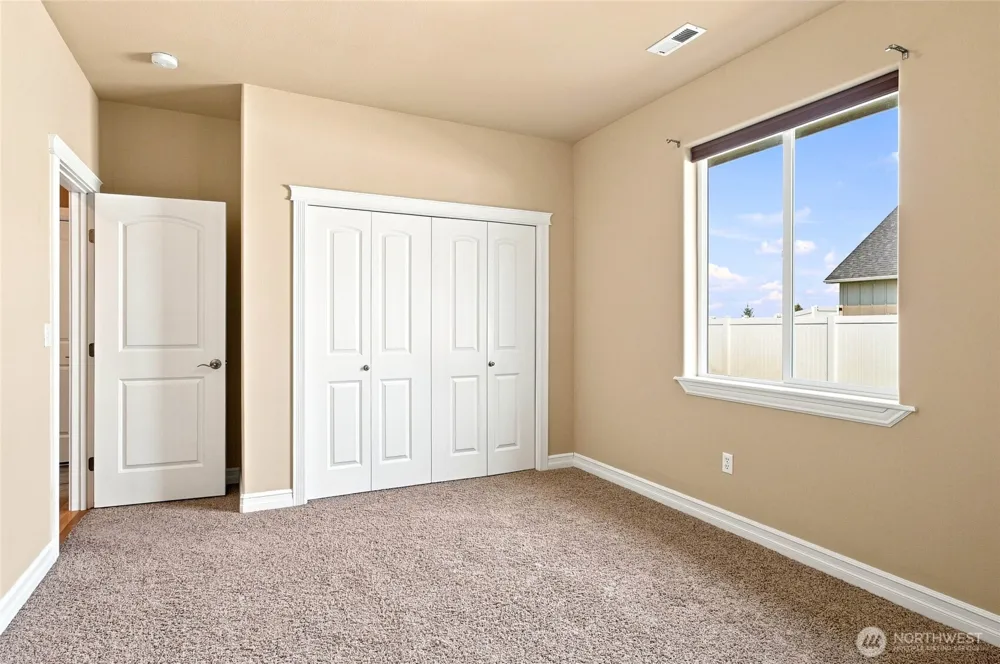 8071 Dune Lake Road SE Moses Lake, WA 98837