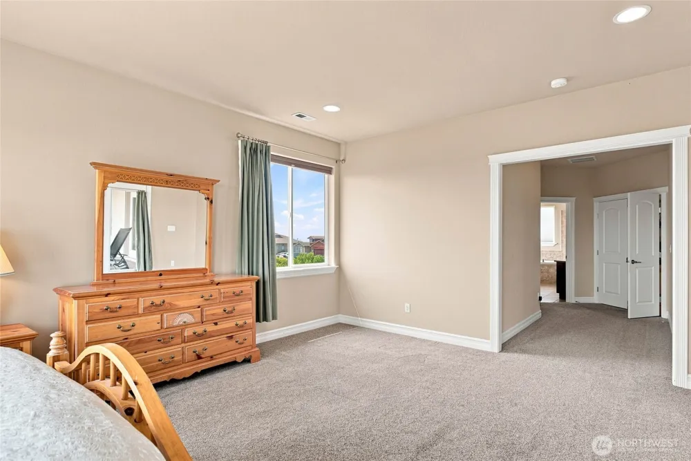 8071 Dune Lake Road SE Moses Lake, WA 98837