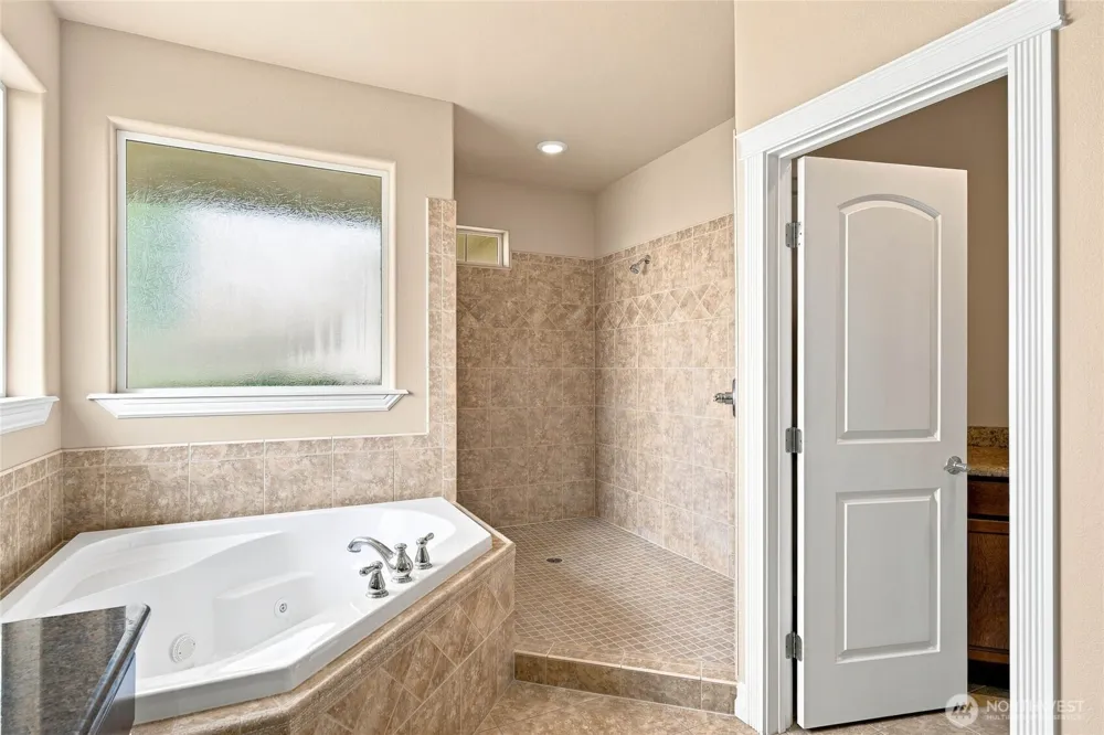 8071 Dune Lake Road SE Moses Lake, WA 98837
