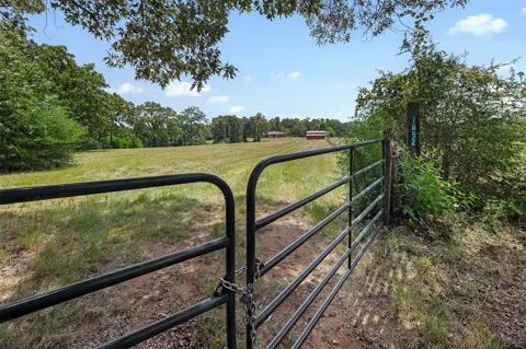 1852 County Road 202
