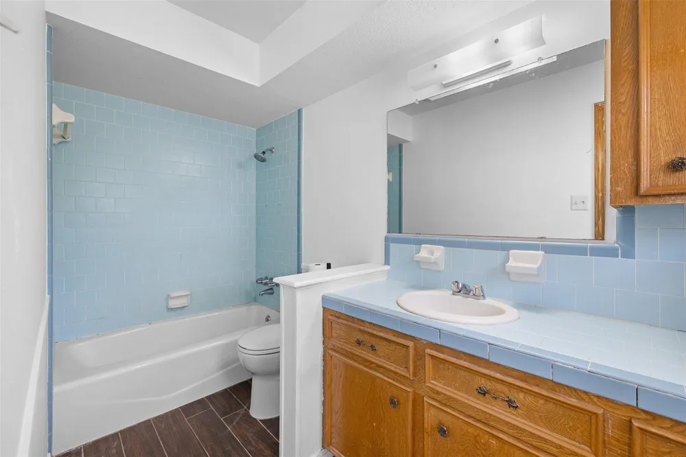 1852 County Road 202 Centerville, TX 75833