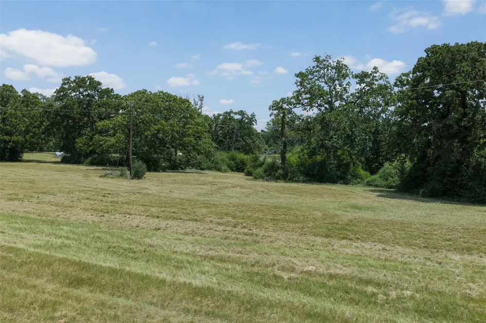 1852 County Road 202 Centerville, TX 75833