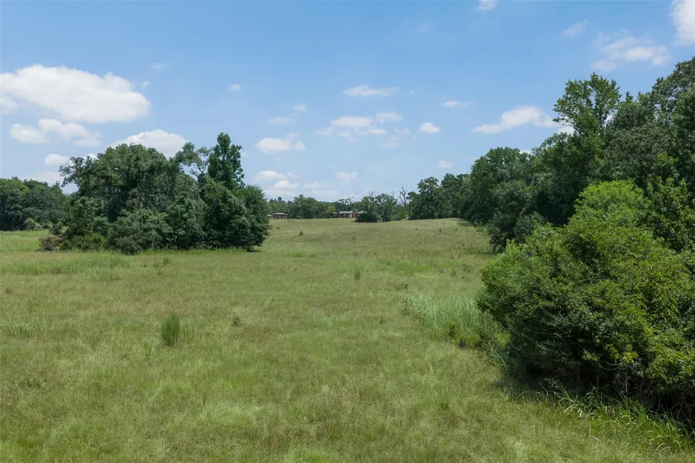 1852 County Road 202 Centerville, TX 75833