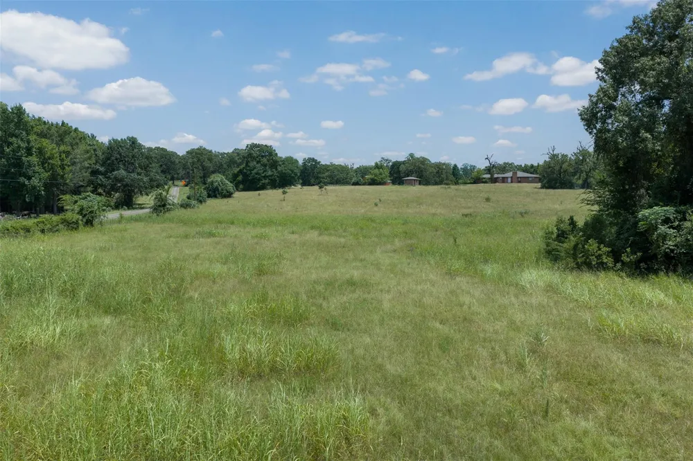 1852 County Road 202 Centerville, TX 75833