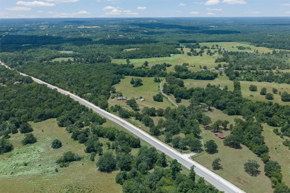 1852 County Road 202 Centerville, TX 75833
