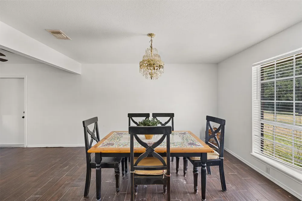 1852 County Road 202 Centerville, TX 75833