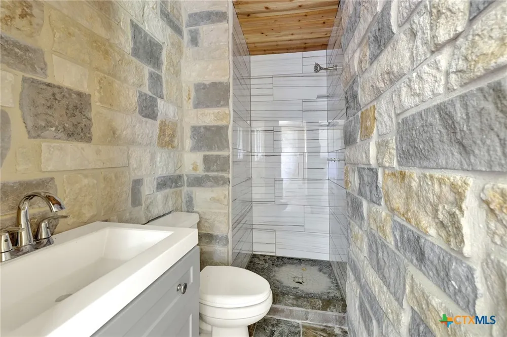 440 Rusch Lane New Braunfels, TX 78132