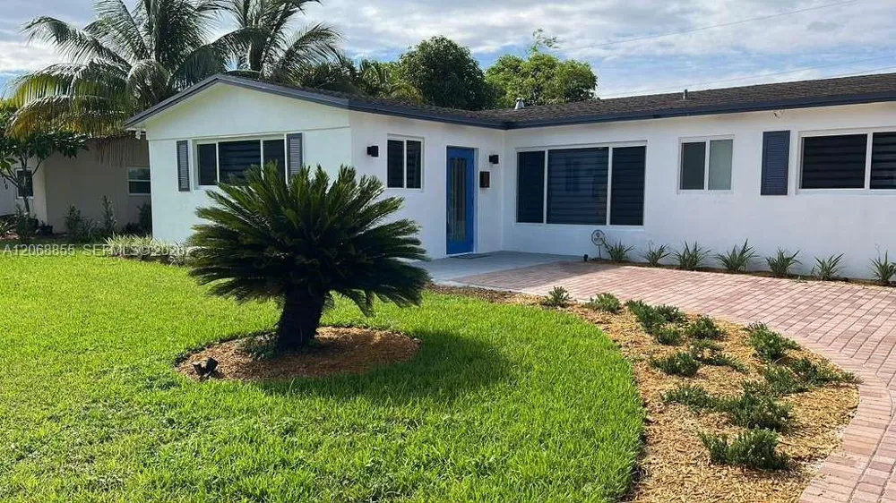 6220 NW 19th St Sunrise, FL 33313