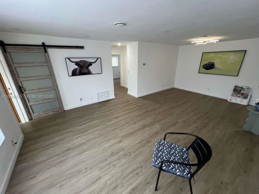 6220 NW 19th St Sunrise, FL 33313