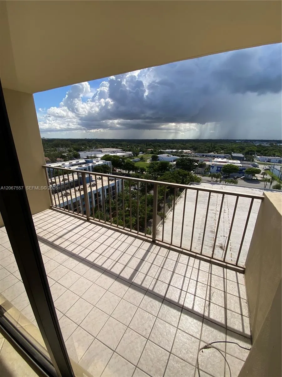 1470 NE 123rd St #A1406 North Miami, FL 33161