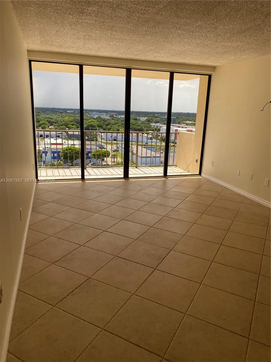 1470 NE 123rd St #A1406 North Miami, FL 33161