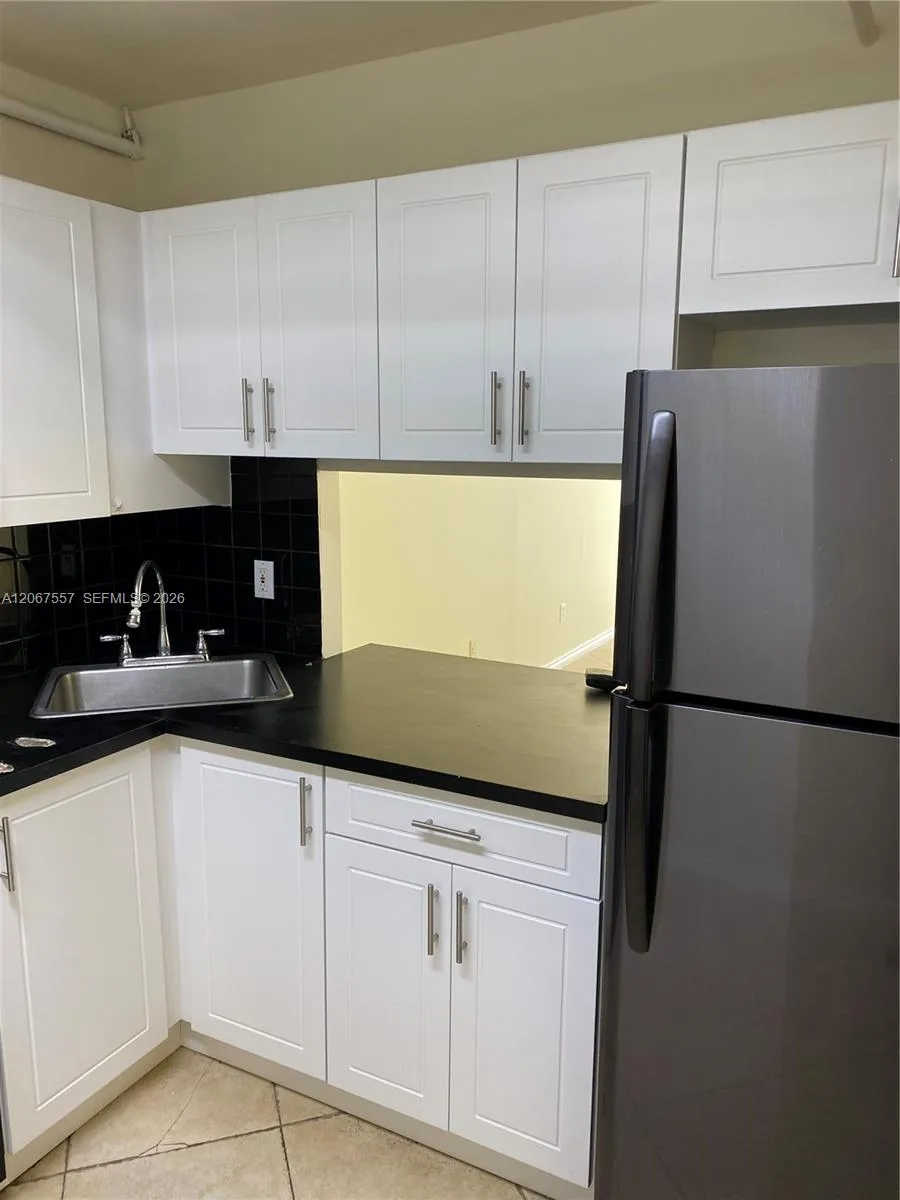 1470 NE 123rd St #A1406 North Miami, FL 33161