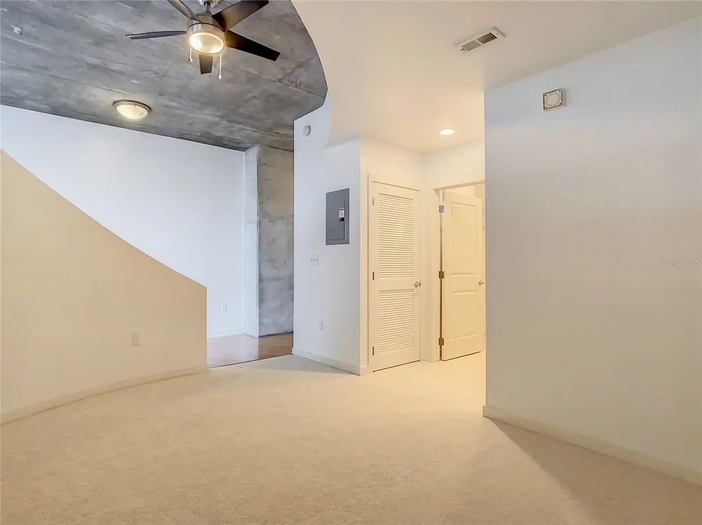 155 S COURT AVENUE #1106 Orlando, FL 32801