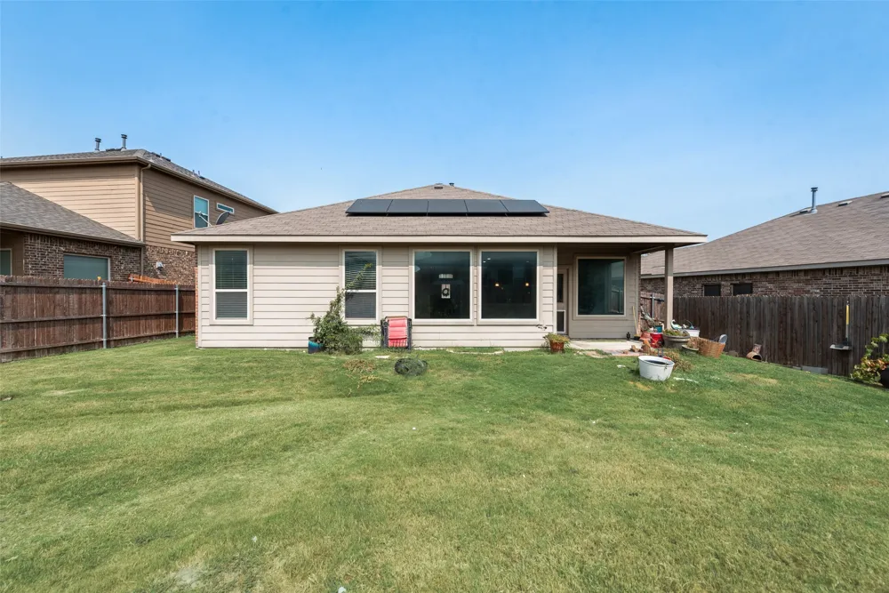 1733 Falling Star Drive Fort Worth, TX 76052