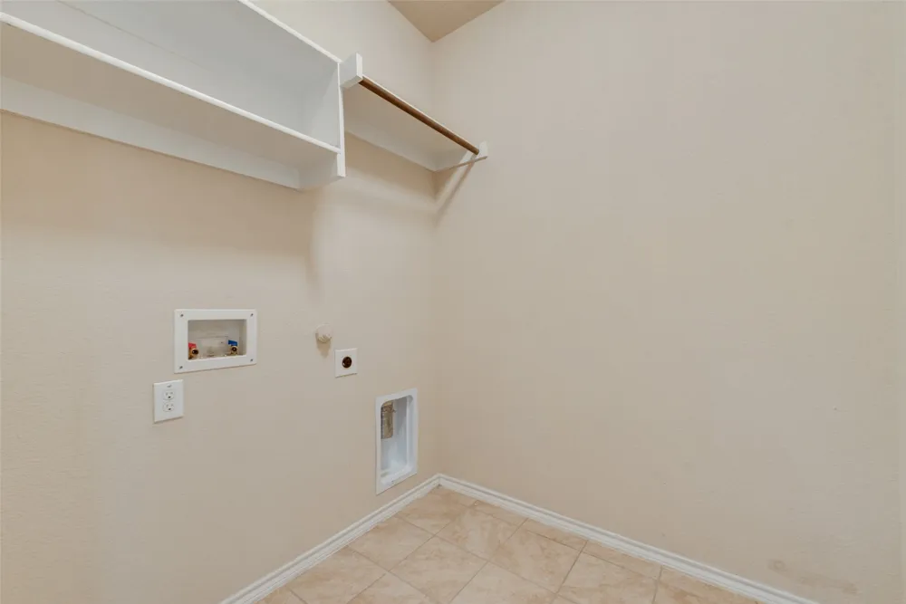 1733 Falling Star Drive Fort Worth, TX 76052