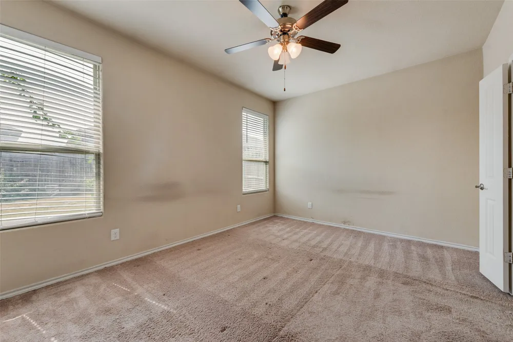 1733 Falling Star Drive Fort Worth, TX 76052