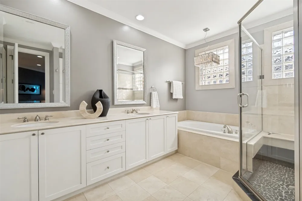 2716 Hibernia Street Dallas, TX 75204