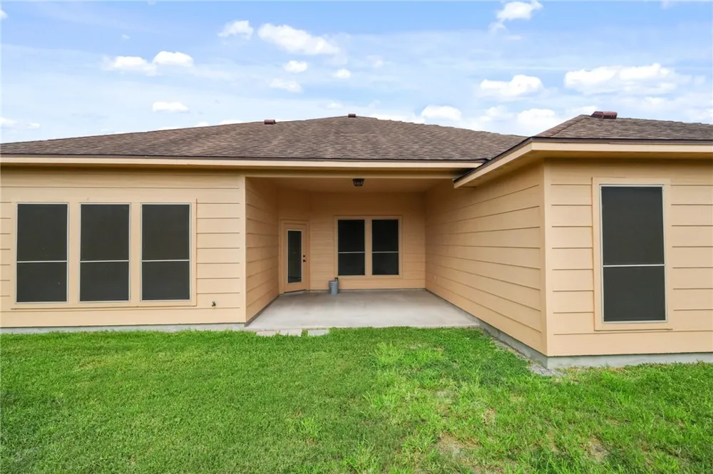 2754 Yeager Drive Corpus Christi, TX 78410