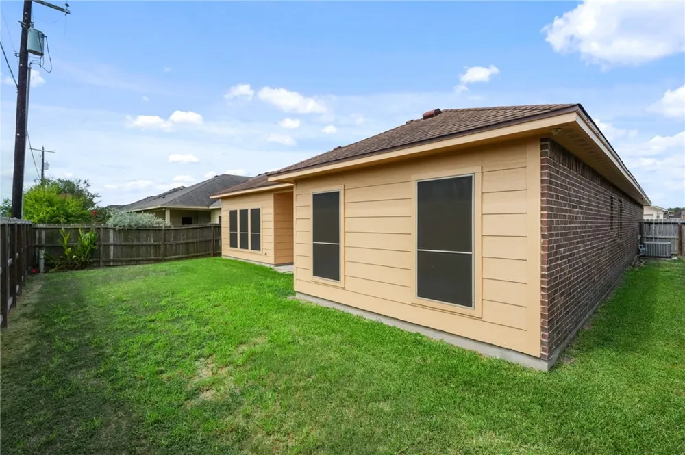 2754 Yeager Drive Corpus Christi, TX 78410
