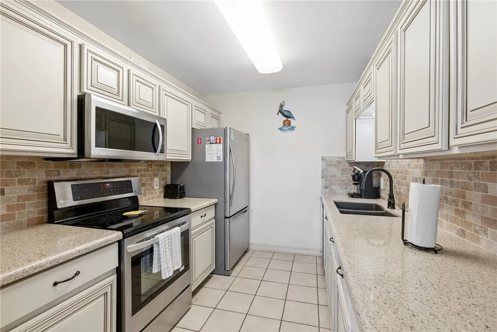 15005 Windward Drive #110 Corpus Christi, TX 78418