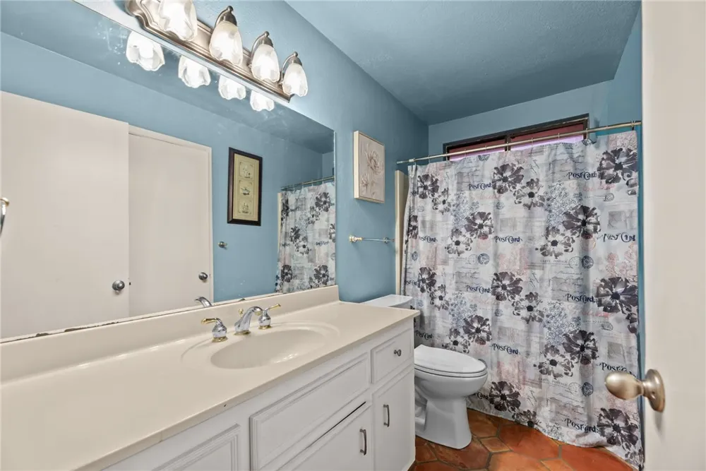 3218 Kennsington Court Corpus Christi, TX 78414