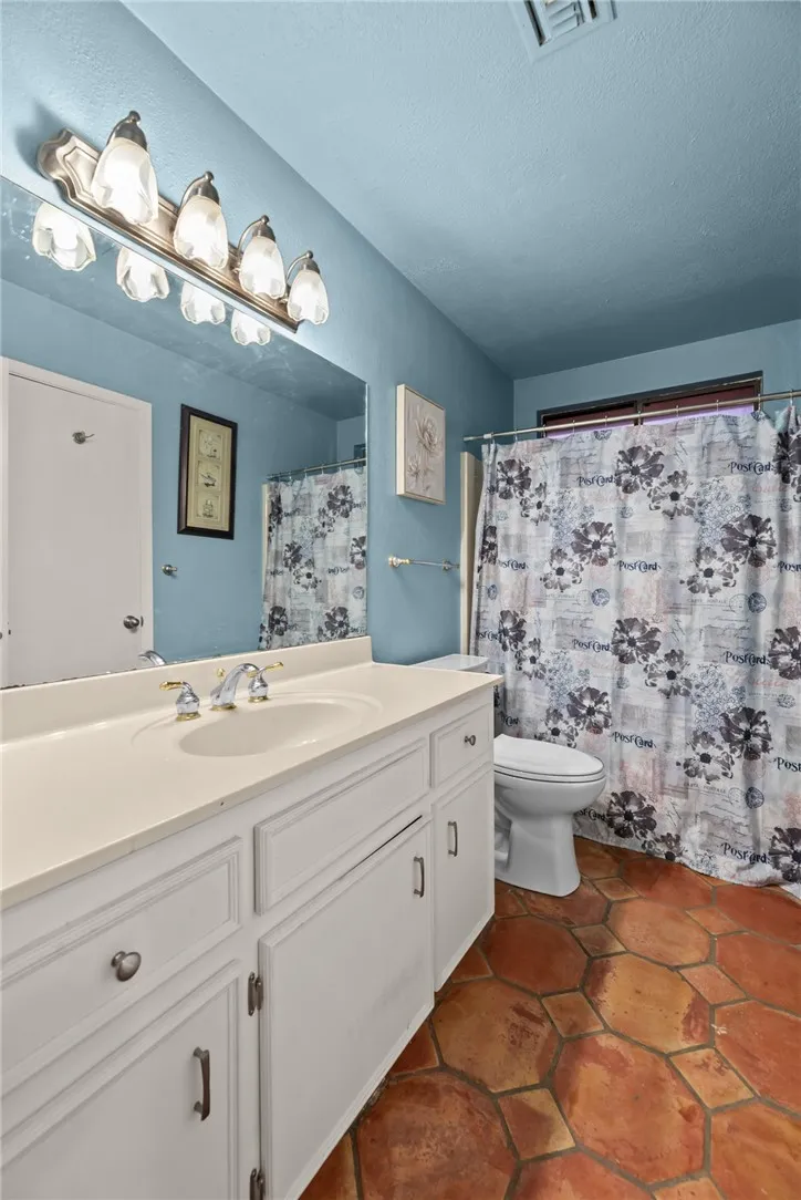 3218 Kennsington Court Corpus Christi, TX 78414