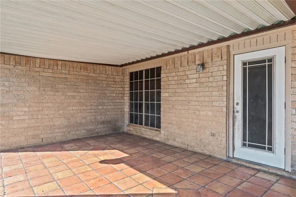 3218 Kennsington Court Corpus Christi, TX 78414