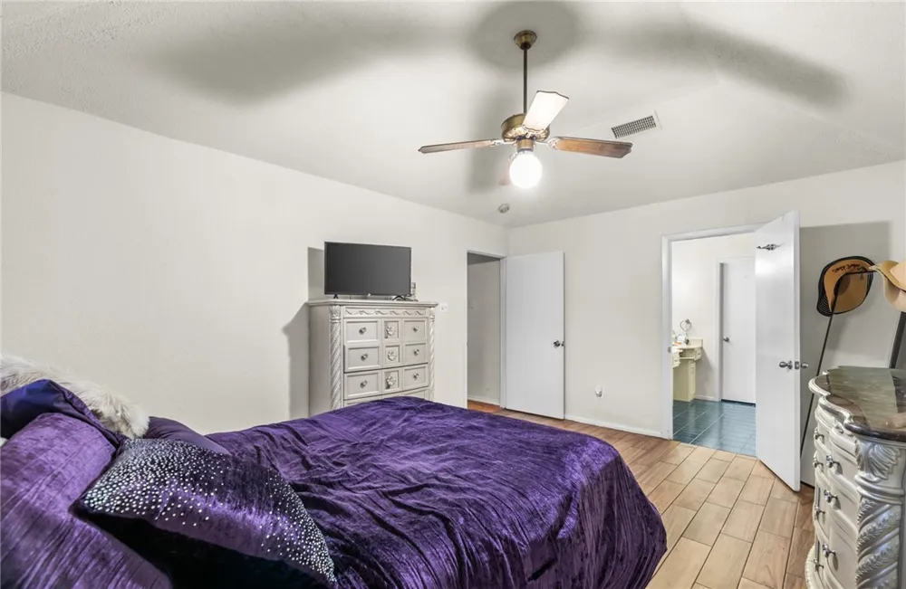 3218 Kennsington Court Corpus Christi, TX 78414