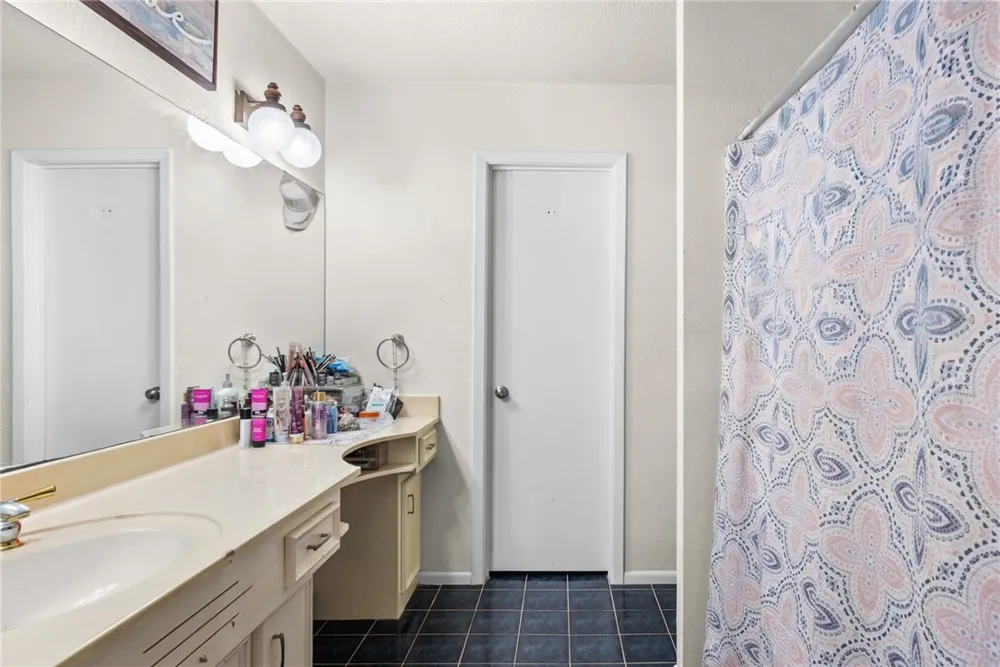 3218 Kennsington Court Corpus Christi, TX 78414