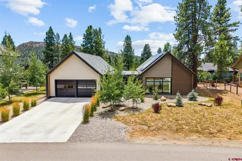 63 Hay Barn Road