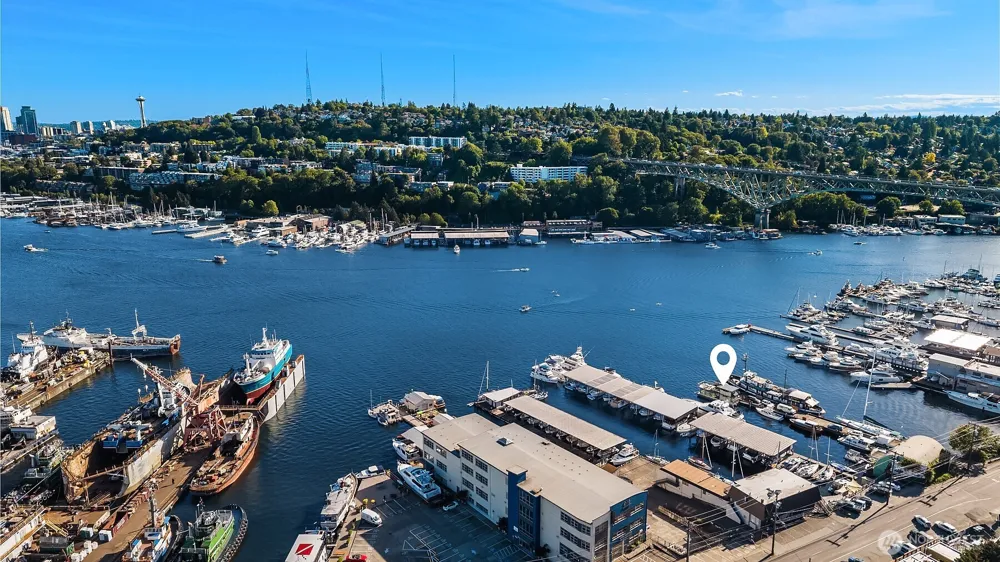 1301 Northlake Way Seattle, WA 98103