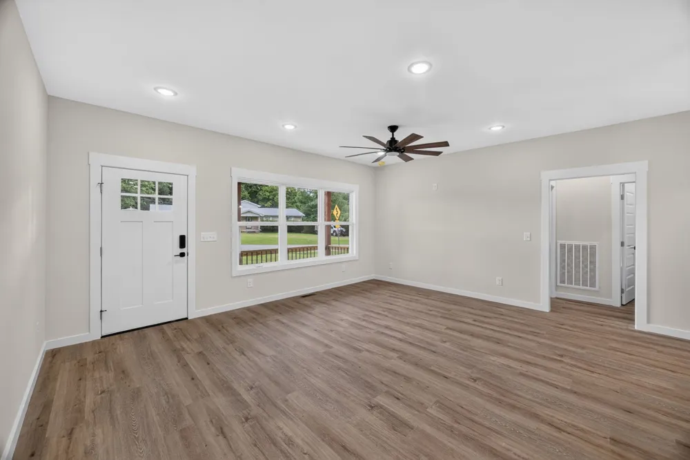 8634 Holmes Creek Rd Smithville, TN 37166