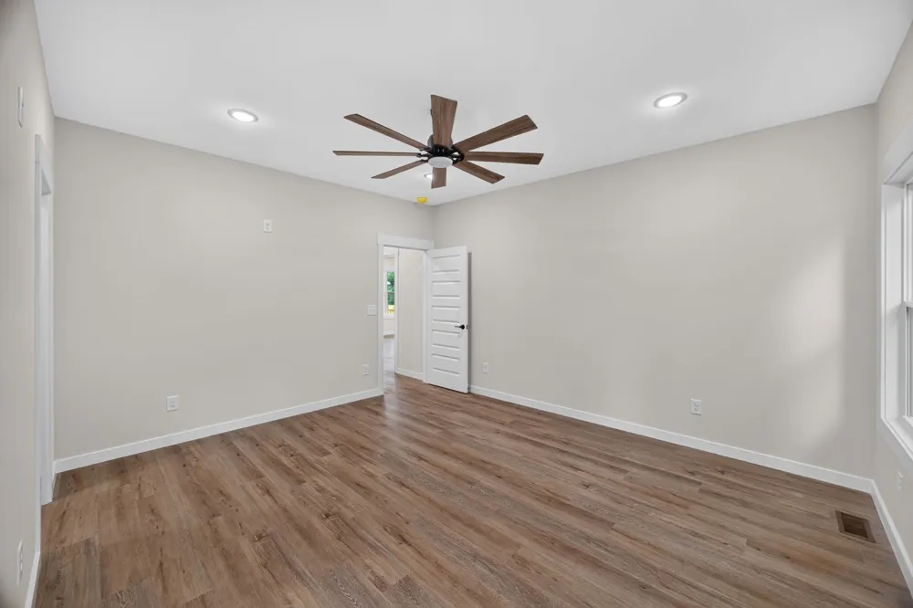 8634 Holmes Creek Rd Smithville, TN 37166