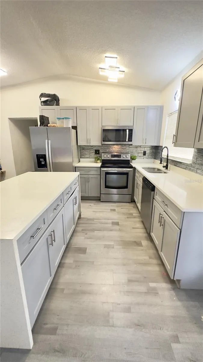 223 HOPE CIRCLE Orlando, FL 32811
