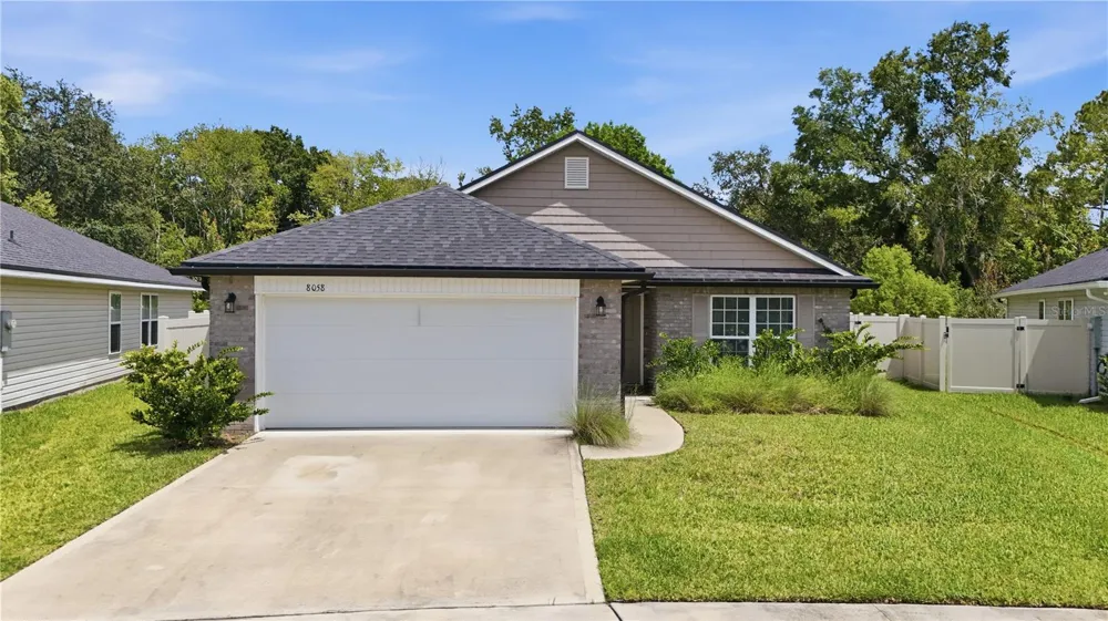 8058 BELSAY CIRCLE Jacksonville, FL 32219