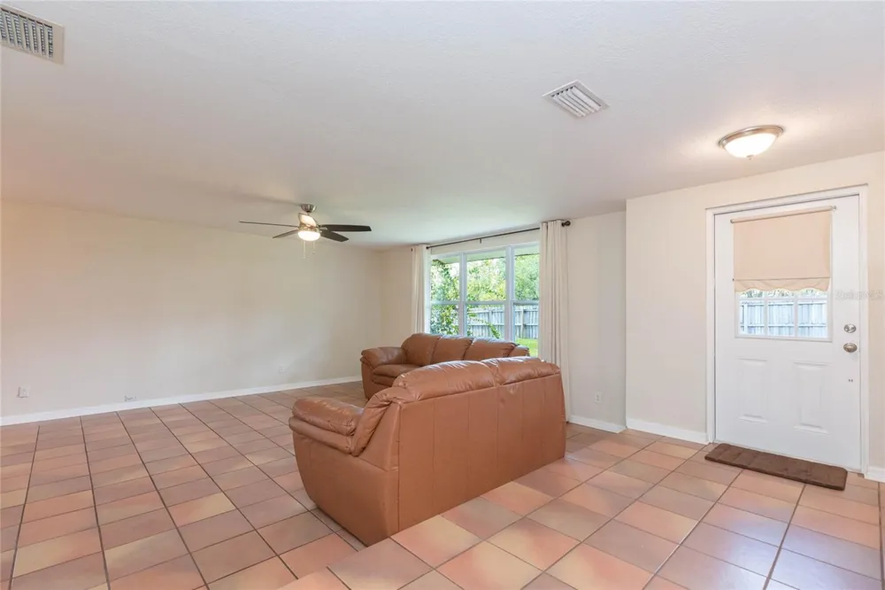 8719 HANDCART ROAD Wesley Chapel, FL 33545